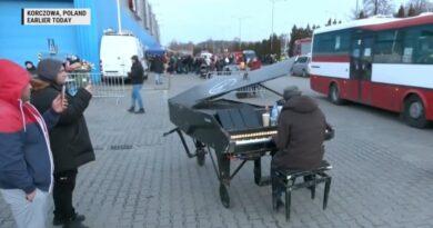 Piękna akcja pianisty na granicy z Ukrainą
